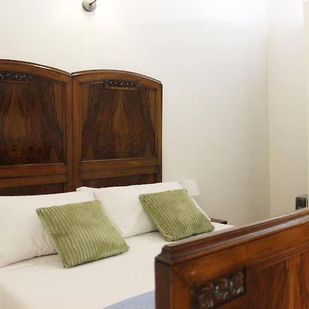 Apartament Easy Napoli Duomo Zewnętrze zdjęcie