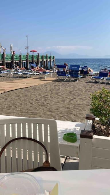 Apartament Easy Napoli Duomo Zewnętrze zdjęcie